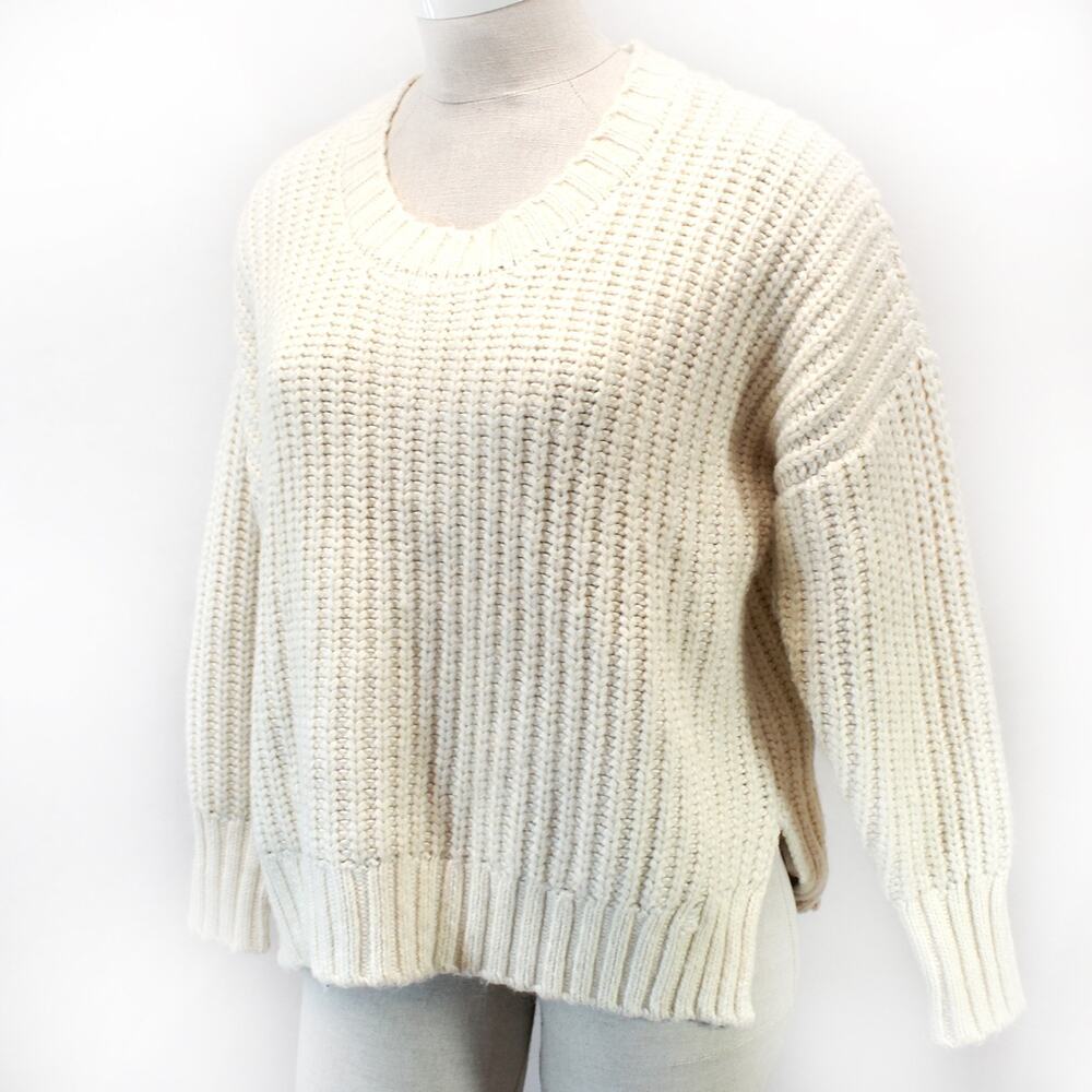 Offline by Aerie Chunky Knit Crew Neck Relax Fit Cozy Sweater Pullover Large